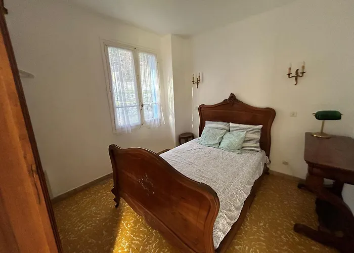 Dom wakacyjny Lumineuse Pour 5 Personnes Avec Terrasse Et Jardin Privatif Au Racou - Fr-1-837-84 *