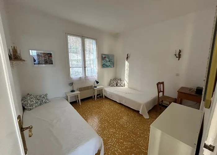 Lumineuse Pour 5 Personnes Avec Terrasse Et Jardin Privatif Au Racou - Fr-1-837-84 Dom wakacyjny *