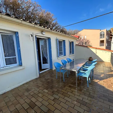 Lumineuse Pour 5 Personnes Avec Terrasse Et Jardin Privatif Au Racou - Fr-1-837-84