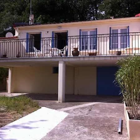 Holiday home Lumineuse Pour 5 Personnes Avec Terrasse Et Jardin Privatif Au Racou - Fr-1-837-84